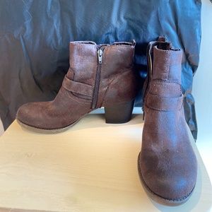 Crown Vintage Ankle Boots 10m